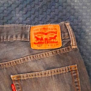 Levi Strauss Jean's. 32/34 527